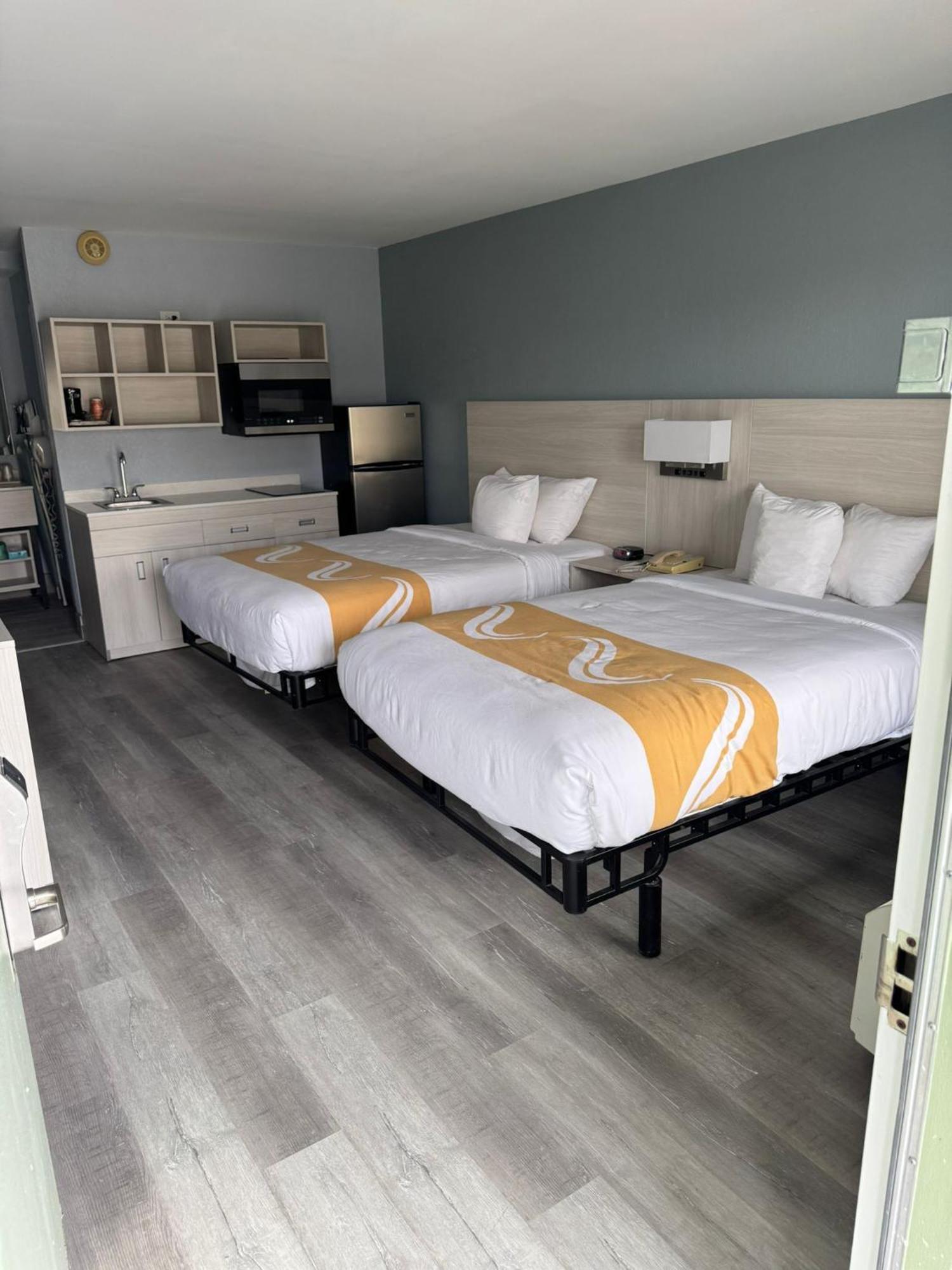 Quality Inn Christiansburg - Blacksburg Exteriör bild